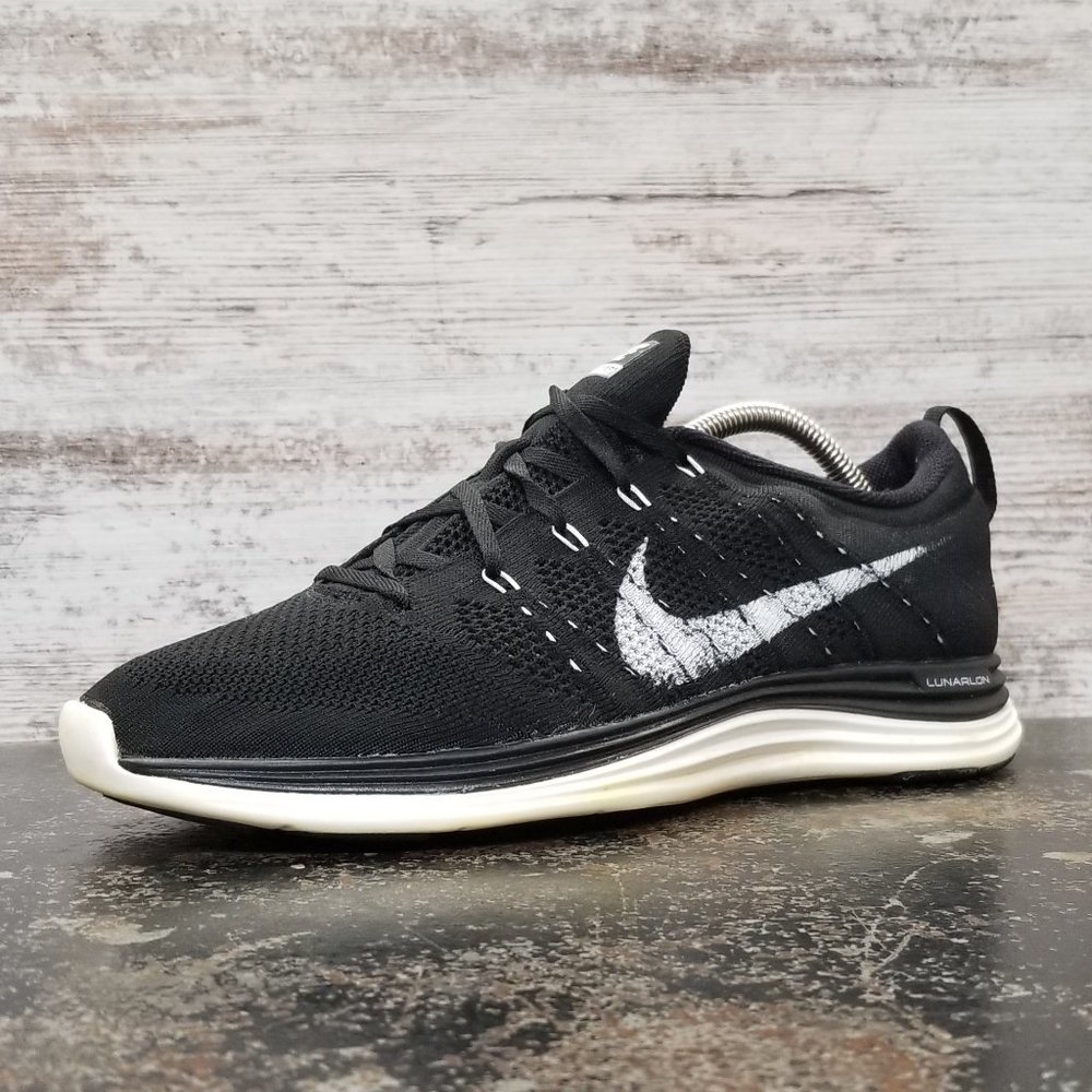 Womens Nike Flyknit Lunar Athletic Shoes SZ 11